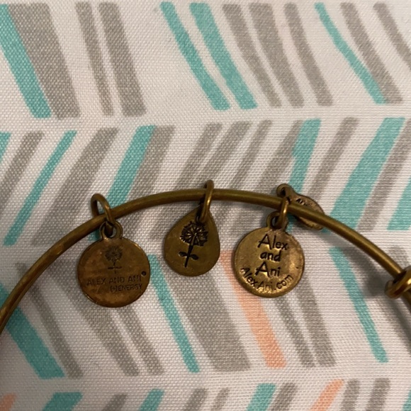 Alex and Ani bracelet - Picture 5 of 5